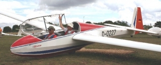  在默尔特和摩泽尔滑翔